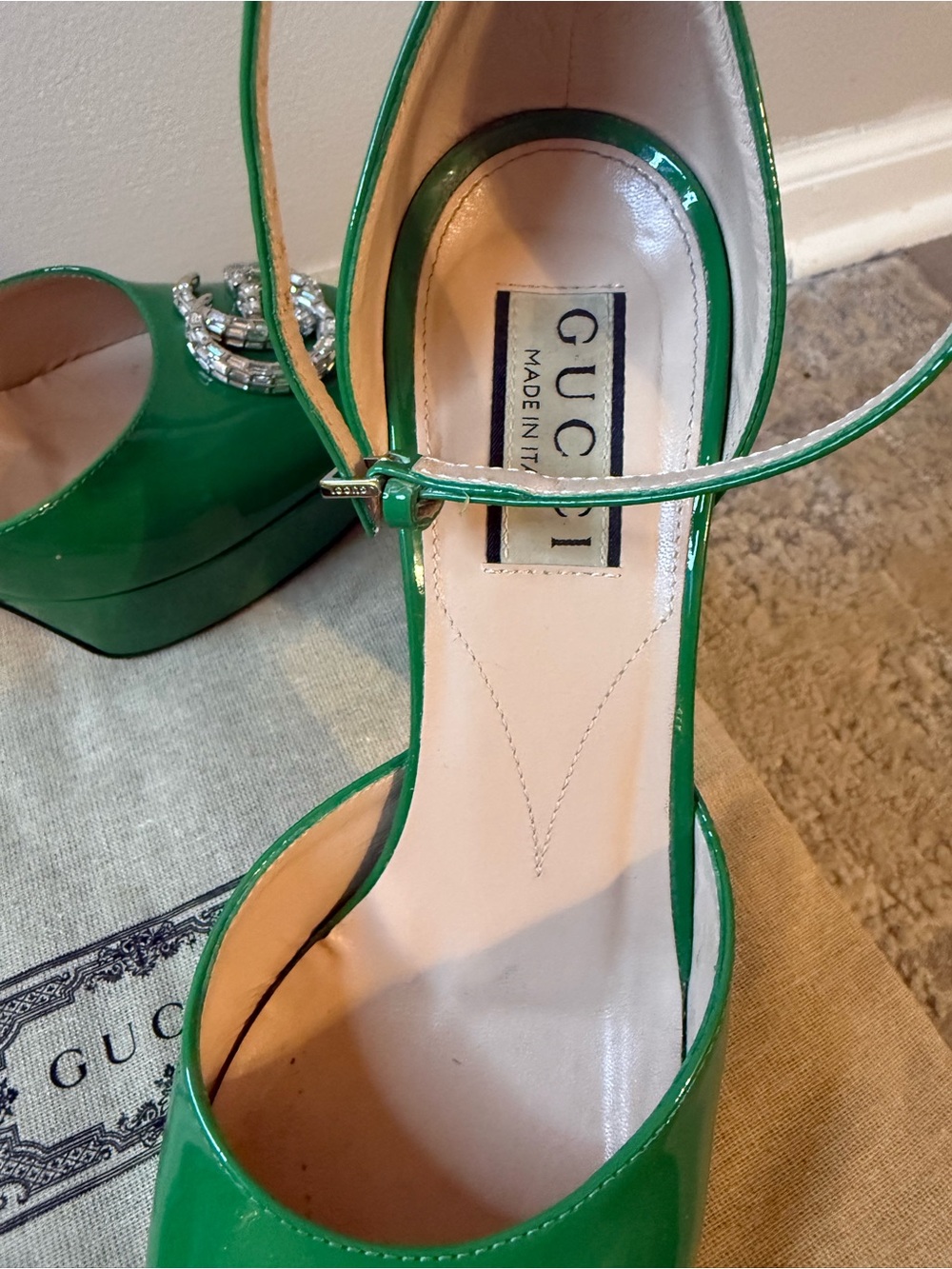 Gucci Ottavia Green Patent Leather Platform Pumps with Crystal Double G Accent - Picture 7 of 12